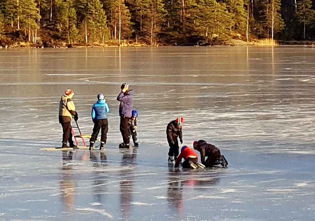 MENIGHETENS SKØYTEDAG 1